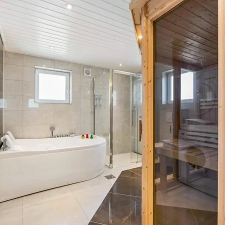 Tatil Evi 4 Star In *